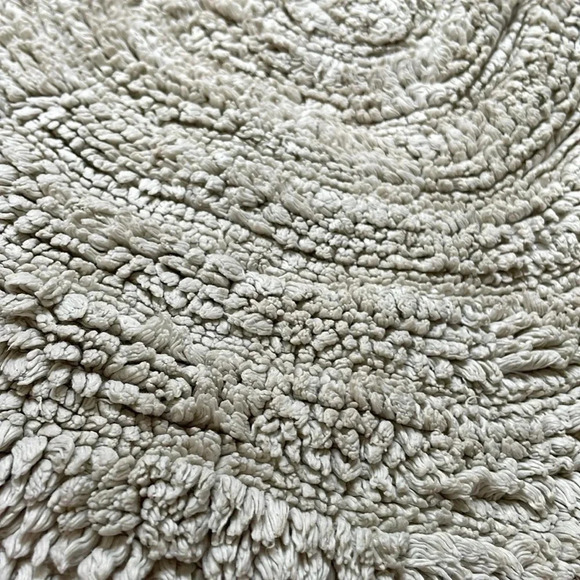 Bathroom  Mat - Picture 3 of 9